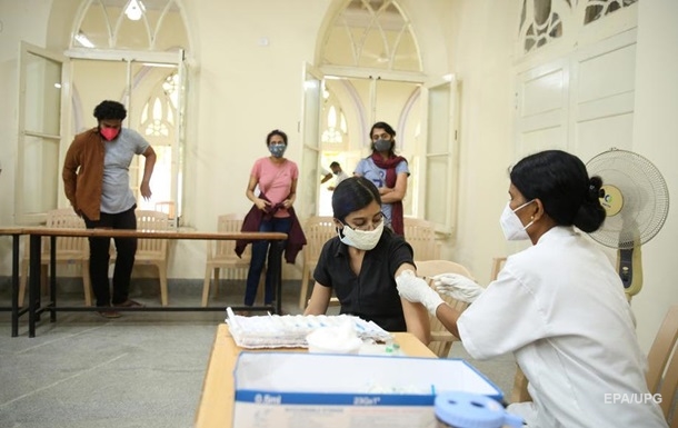 В Индии выявлен COVID-штамм, опасный для вакцинированных