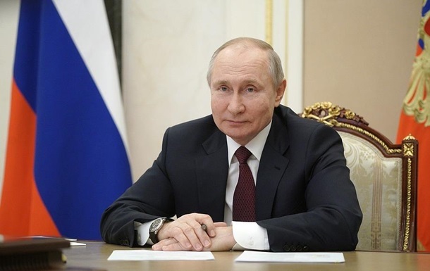 Путин уверен, что без него в РФ  ничего не рухнет 