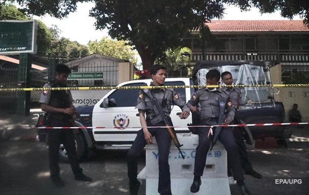 У М янмі народна міліція вступила в бій з хунтою