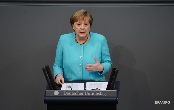 Меркель выступила за прямой диалог ЕС с Россией