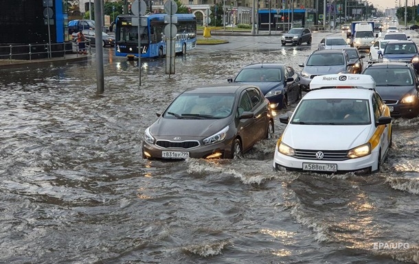 Москву затопила  суперзлива 
