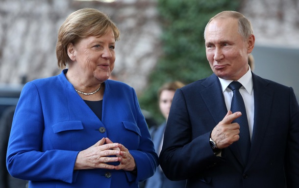 Меркель наполягає на саміті ЄС з Путіним