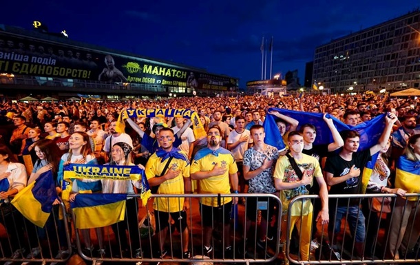 Миколенко: В раздевалке сборной была трансляция, как болели за нас в Киеве