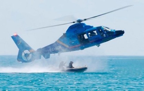 В Испании вертолет таможни упал в море при погоне за наркоторговцами
