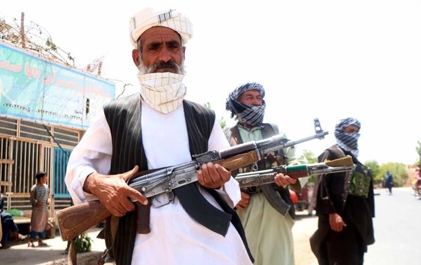 Военные Афганистана отбили атаку талибов на приграничный город