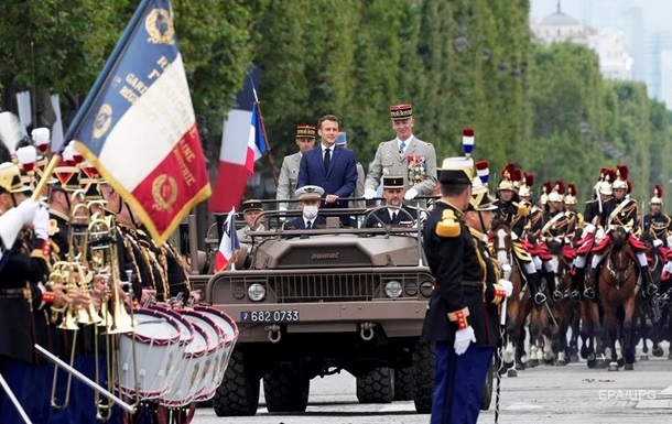 День взяття Бастилії: у Парижі відбувся парад