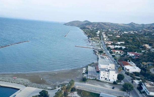 Катер Туреччини обстріляв судно берегової охорони Кіпру