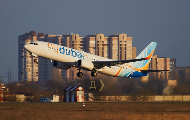 Пилот авиакомпании Flydubai устроил пробку из самолетов в Одессе