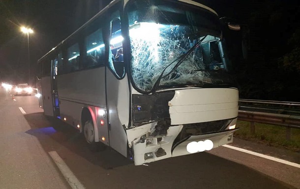 Возле Ровно в ДТП попал автобус с паломниками - «ДТП»