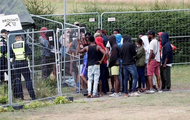 Литва виплатить €300 мігрантам, погодилися повернутися на батьківщину - ЗМІ