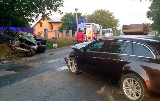 Митник скоїв смертельну ДТП і втік