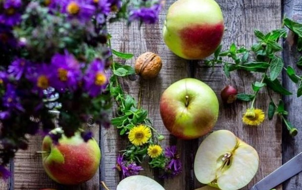 Яблучний Спас-2021: красиві і щирі вітання