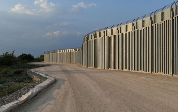 Греция построила 40-километровый забор с Турцией 