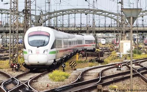 Реформа  Укрзалізниці . Чи допоможе німецька Deutsche Bahn 