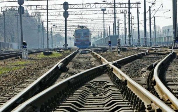 В УЗ повідомили про аварію і затримання поїздів