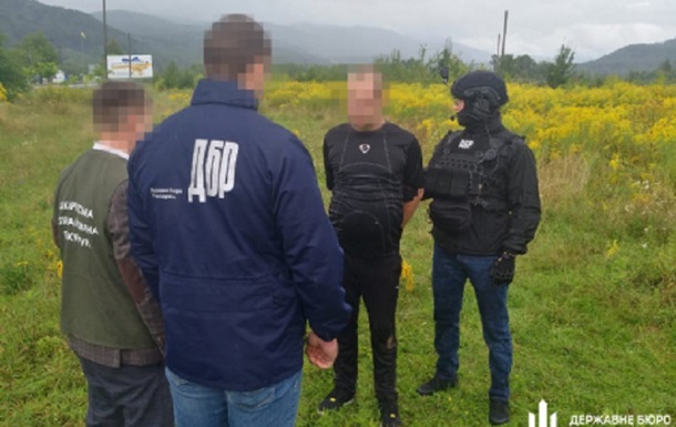 На Закарпатье задержали военнослужащего при продаже наркотиков
