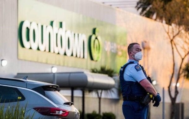 У магазинах Нової Зеландії вилучають із продажу ножі після теракту