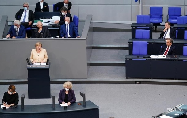 Меркель востаннє виступила в бундестазі