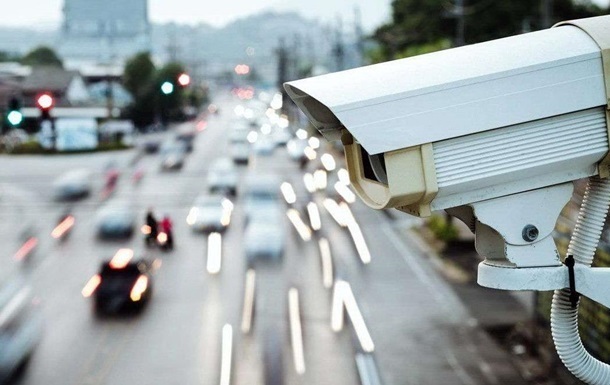 КСУ сьогодні розгляне законність камер автофіксації на дорогах