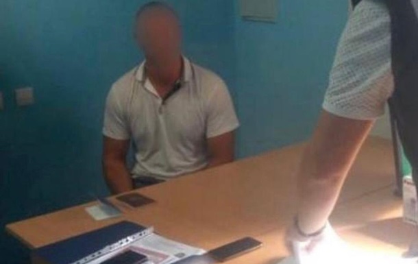 Помогал захватить аэропорт Симферополь: в Херсоне арестован экс-военный 