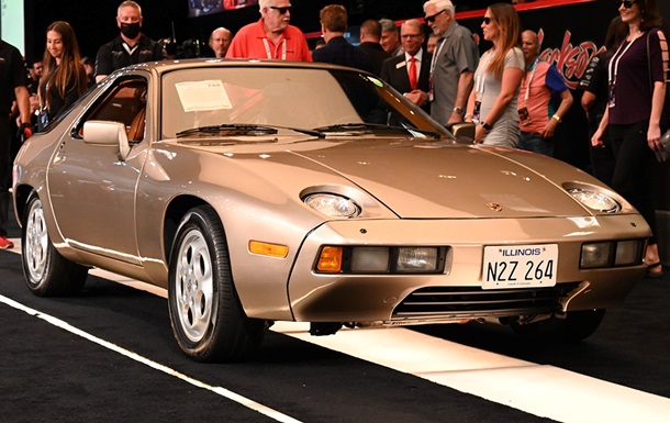 Porsche Тома Круза пішов з молотка за найвищою ціною в історії