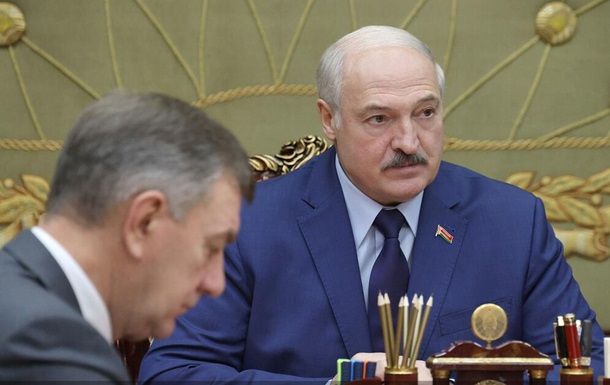 На підприємствах Білорусі виявили шпигунів Заходу - Лукашенко