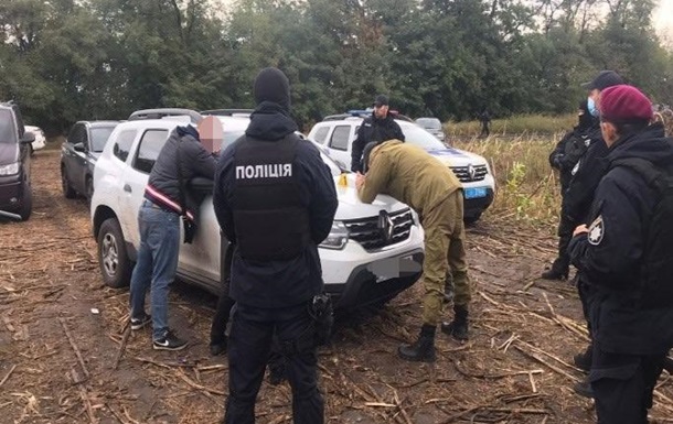 У Дніпропетровській області рейдери намагалися захопити урожай соняшнику