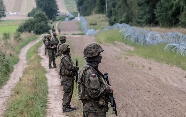 Польща має намір подовжити режим НС на кордоні з Білоруссю 