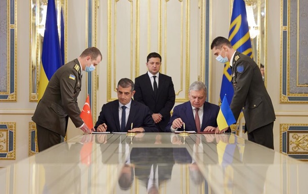 Украина и Турция подписали соглашение по Bayraktar