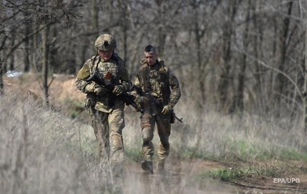 На Донбассе ранены двое военных