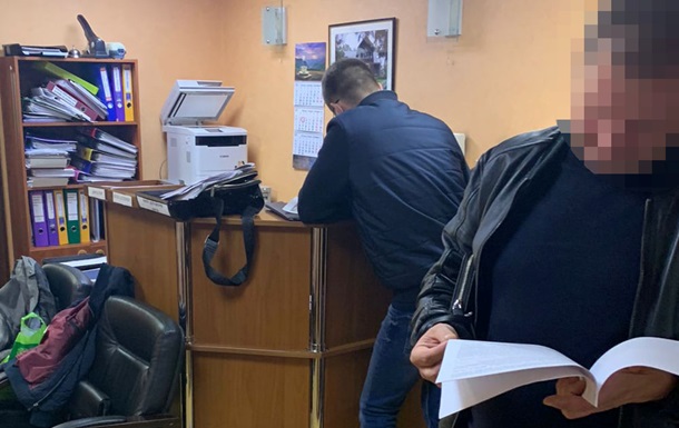 В Киеве чиновников управления РГА подозревают в хищении 