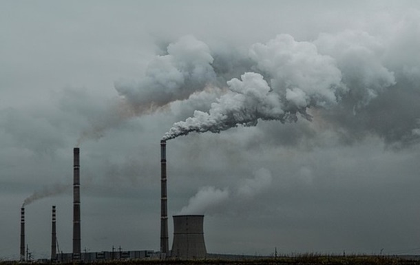 Объем выбросов в атмосферу Украины снизился на 8%