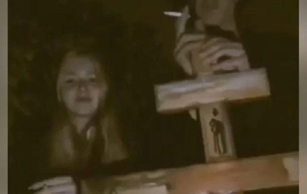 У Кривому Розі підлітки влаштували зйомки на могилах