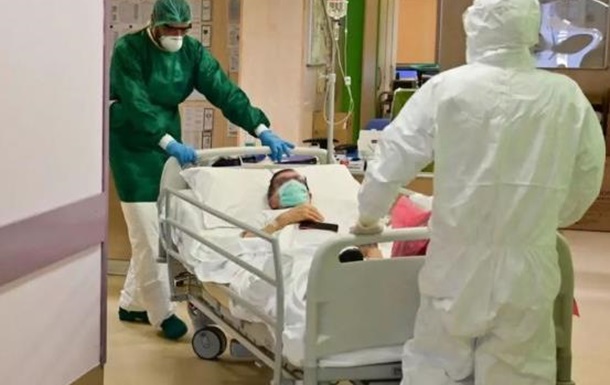  В Украине стремительно растет смертность от коронавируса