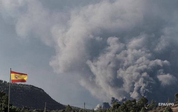 Виверження вулкана на Канарах: токсичні повітряні маси досягли України