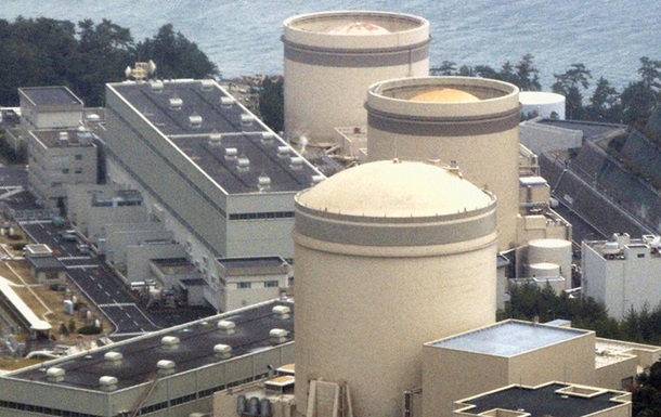 Японія зупинила реактор однієї з АЕС