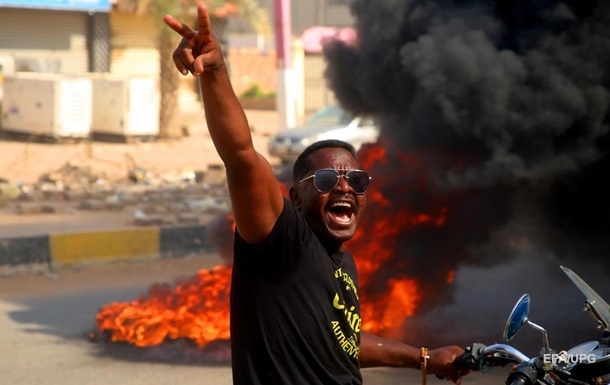 Опубліковані кадри військового перевороту в Судані