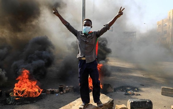 ООН, ЄС та США засуджують військовий переворот у Судані 