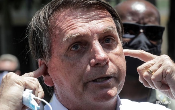 У Сенаті Бразилії звинуватили Болсонару у дев яти злочинах