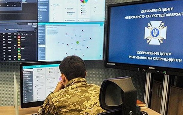 В Украине кибервойска заблокировали 12 ботоферм с 65 тыс. фейковых аккаунтов