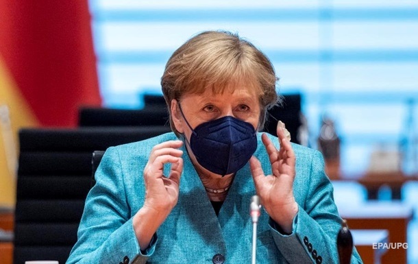 Меркель назвала главные кризисы на посту канцлера