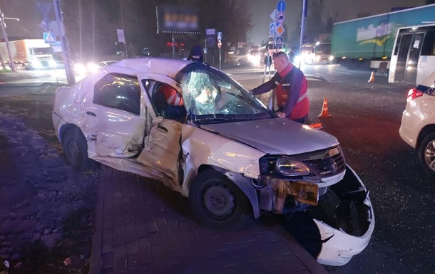 Возле Киева в ДТП с маршруткой погиб мужчина