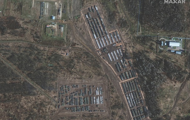 В РНБО прокоментували знімки військ РФ біля кордону
