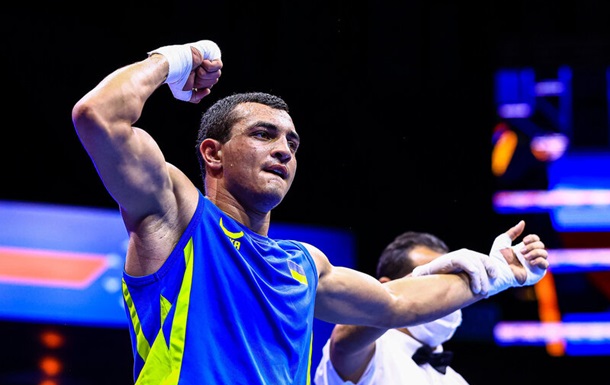 Украинский боксер вышел в полуфинал чемпионата мира