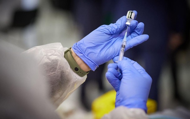 Украина получит почти 3 млн доз вакцины Moderna