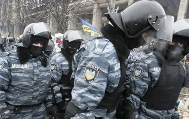 Экс-беркутовец пойдет под суд за разгон митингующих на Майдане