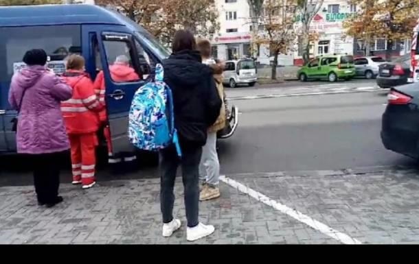 В Мелитополе водителю маршрутки стало плохо: пассажиров спас подросток
