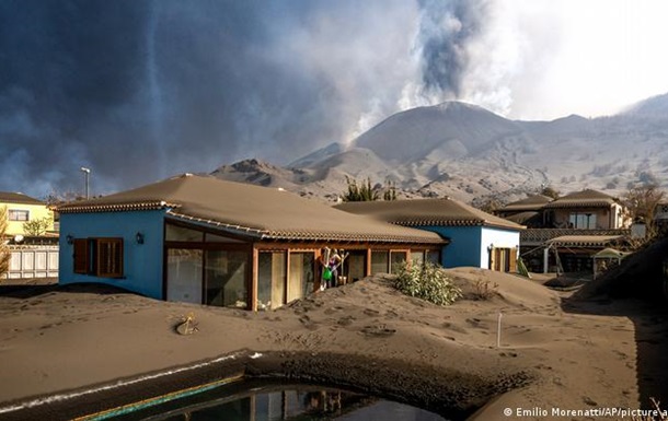 Виверження вулкана на Ла-Пальмі: між трагедією та туризмом