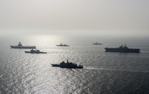 Иран проводит военные учения в Персидском заливе