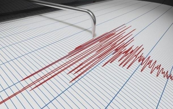 В Турции случилось землетрясение и упал метеорит